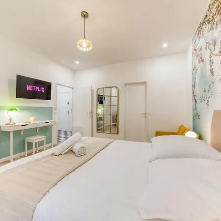 Large, Bright And Refined Studio,10 Min From Paris